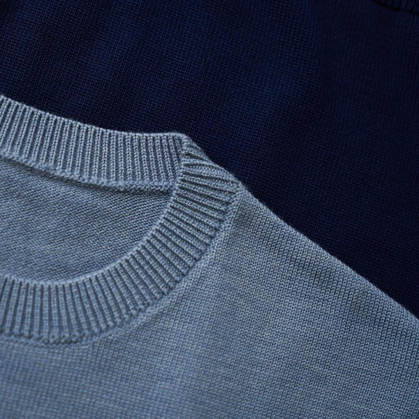 Isobaa Mens Merino Block Stripe Sweater (Navy/Denim/Sky)