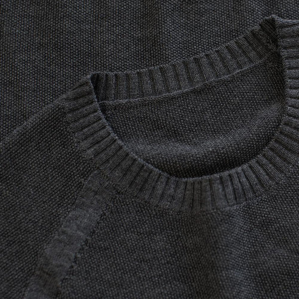 Isobaa Mens Merino Moss Stitch Sweater (Smoke/Charcoal)