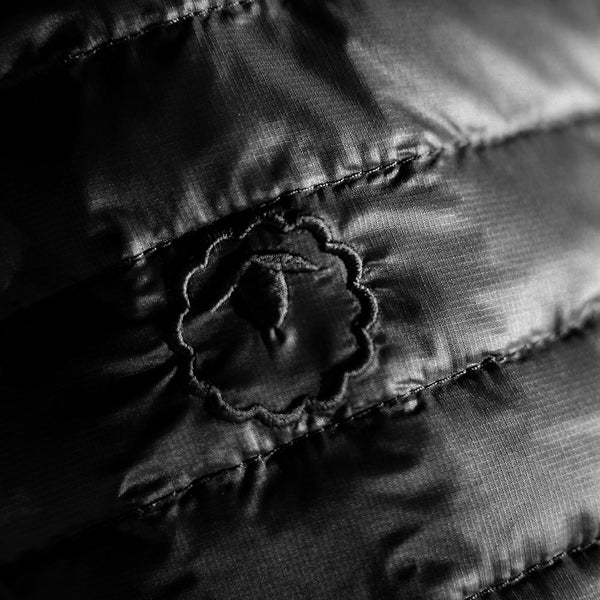 Isobaa Mens Merino Wool Insulated Jacket (Black/Blue)